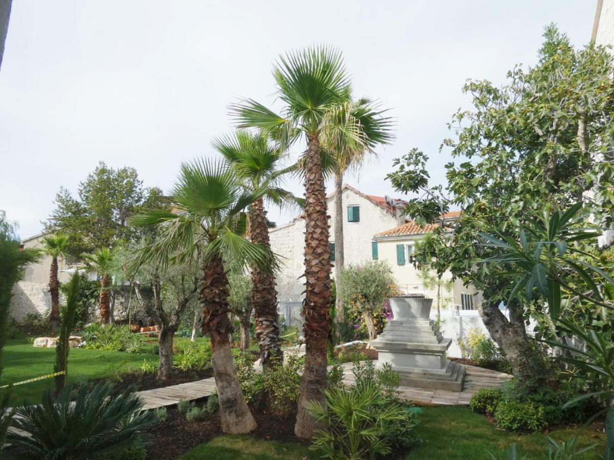 Divota Apartment Hotel Split Exterior foto
