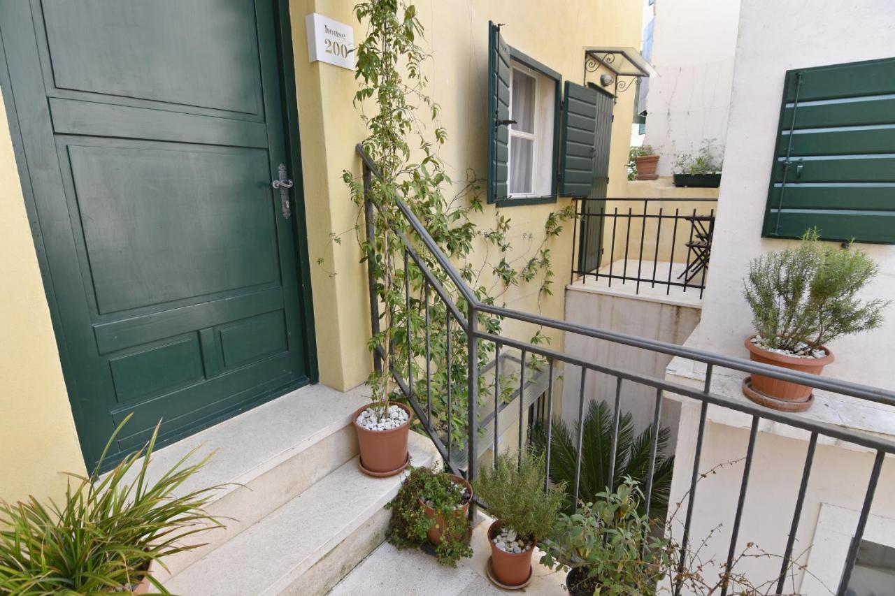 Divota Apartment Hotel Split Exterior foto